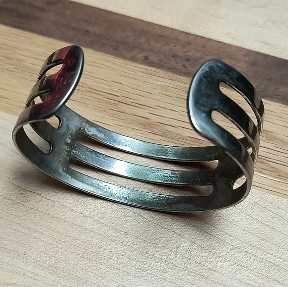 Open Cuff Bracelet Sarah Coventry Vintage Y2K Silver Tone Metal - Picture 5 of 12